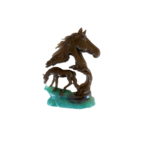 Free Standing Mama and Baby Horse